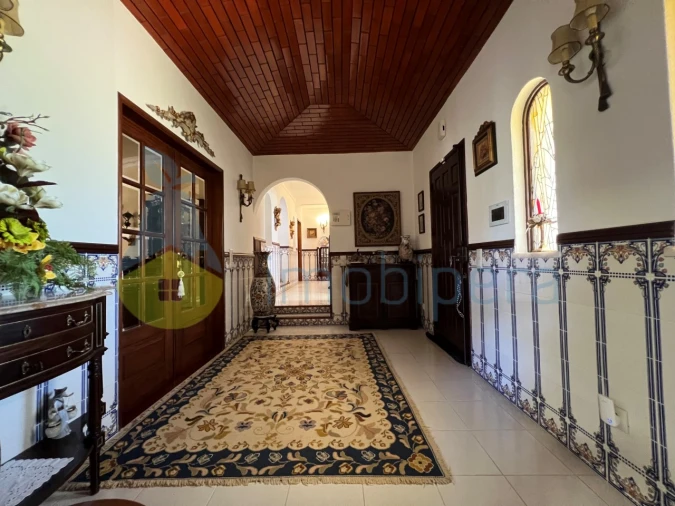 Moradia T6 para Venda em Ferreiras Foto 5