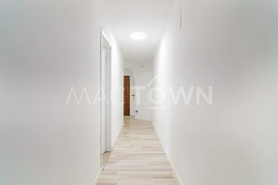 Apartamento T3 para Venda em Baixa da Banheira e Vale da Amoreira