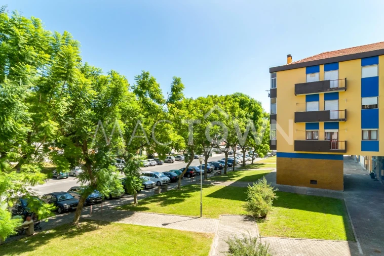 Apartamento T3 para Venda em Baixa da Banheira e Vale da Amoreira Foto 25