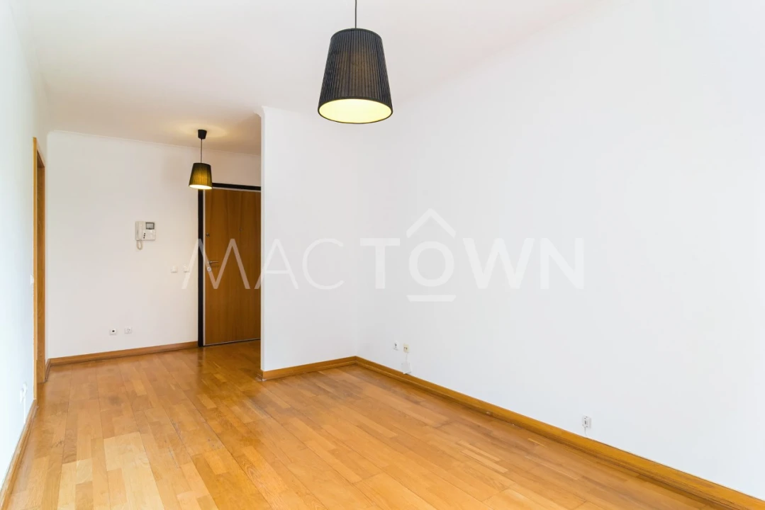 Apartamento T2 para Venda em Marvila Foto 9