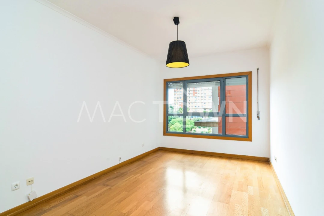Apartamento T2 para Venda em Marvila Foto 11