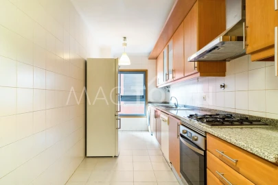 Apartamento T2 para Venda em Marvila