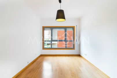 Apartamento T2 para Venda em Marvila