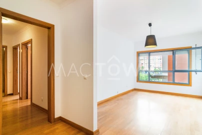 Apartamento T2 para Venda em Marvila