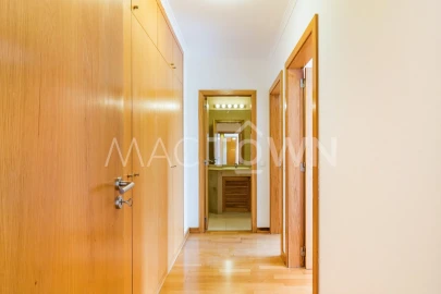 Apartamento T2 para Venda em Marvila
