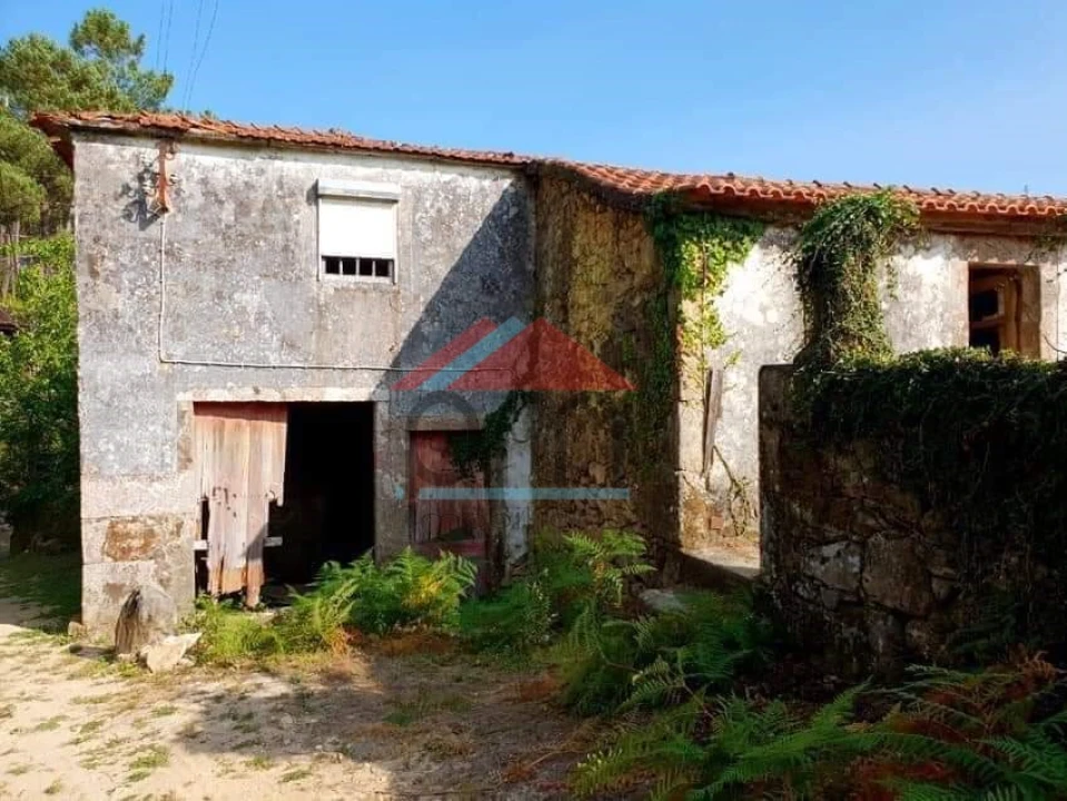 Moradia T4 para Venda em Covas Foto 4