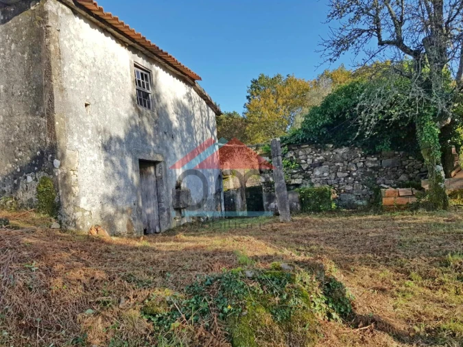 Moradia T4 para Venda em Covas Foto 3