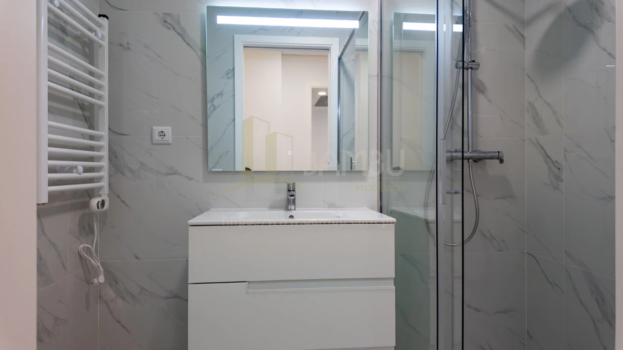 Apartamento T2 para Venda em Vila Praia de Ancora Foto 21