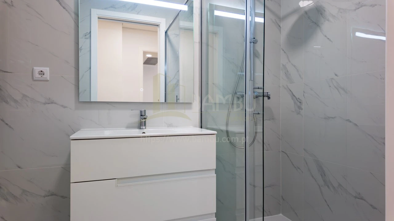 Apartamento T2 para Venda em Vila Praia de Ancora Foto 22