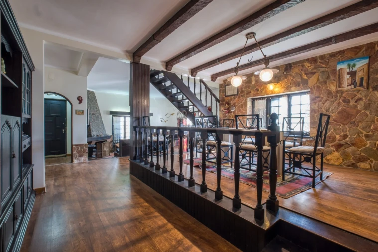 Moradia T5 para Venda em Peniche Foto 12
