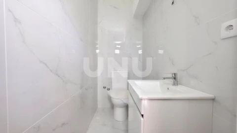 Apartamento T3 para Venda em Ovar, São João, Arada e São Vicente de Pereira Jusã