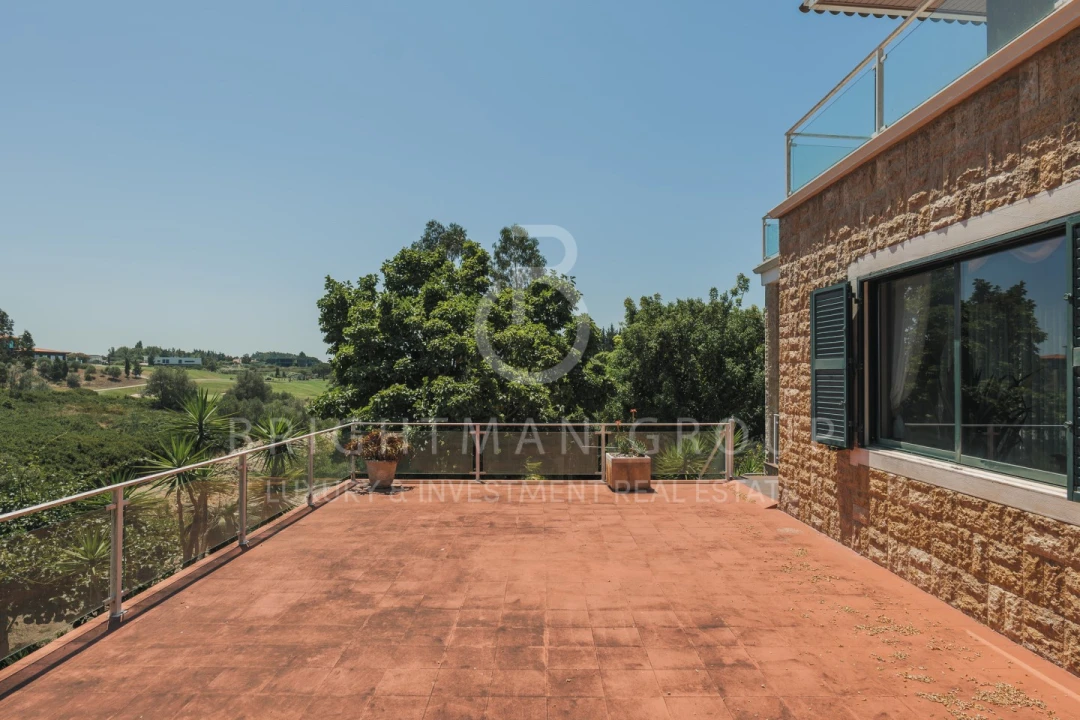 Moradia T6 para Venda em Queluz e Belas Foto 43