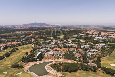 Moradia T6 para Venda em Queluz e Belas