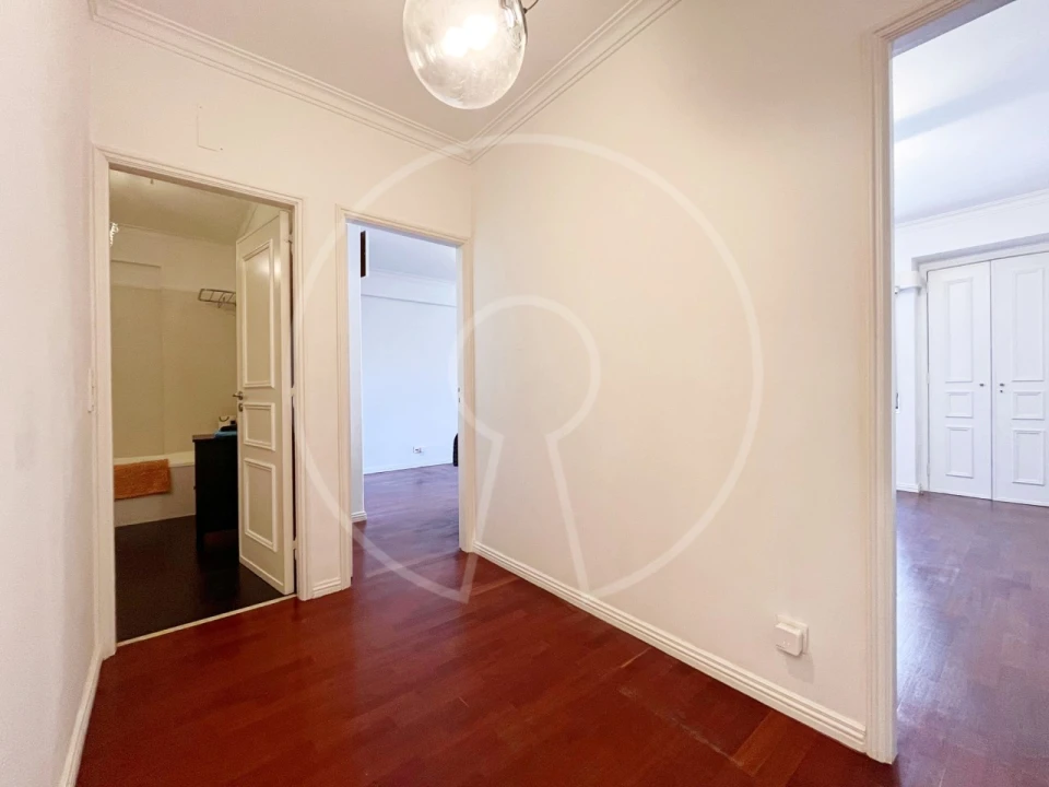 Apartamento T3 para Arrendamento em Lumiar Foto 21