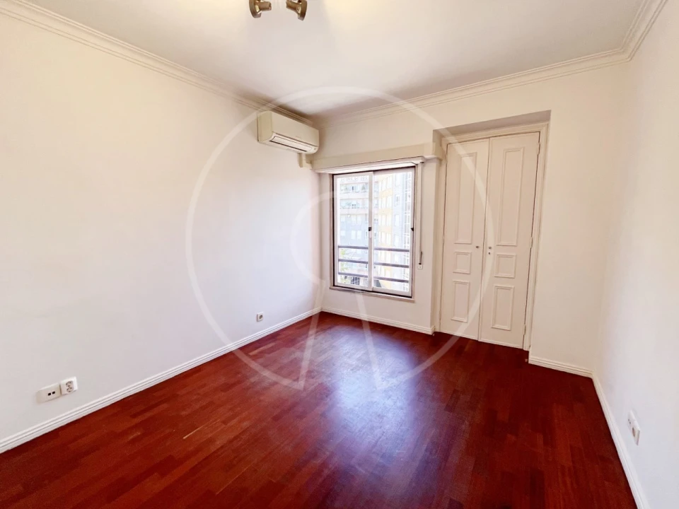 Apartamento T3 para Arrendamento em Lumiar Foto 22