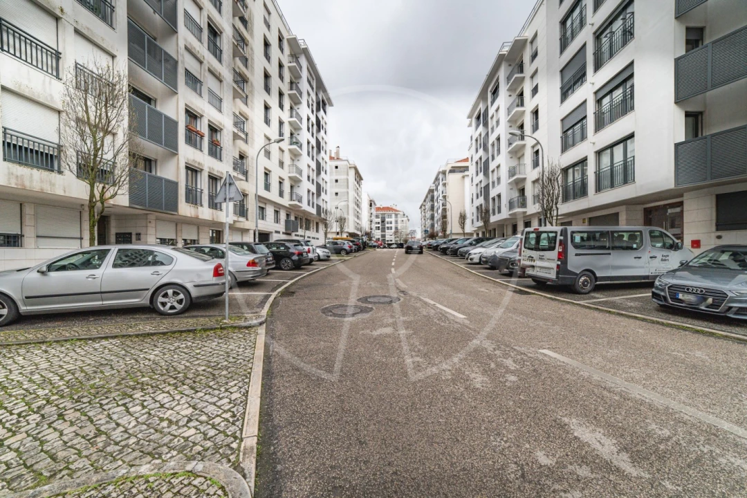 Apartamento T1 para Venda em Águas Livres Foto 22