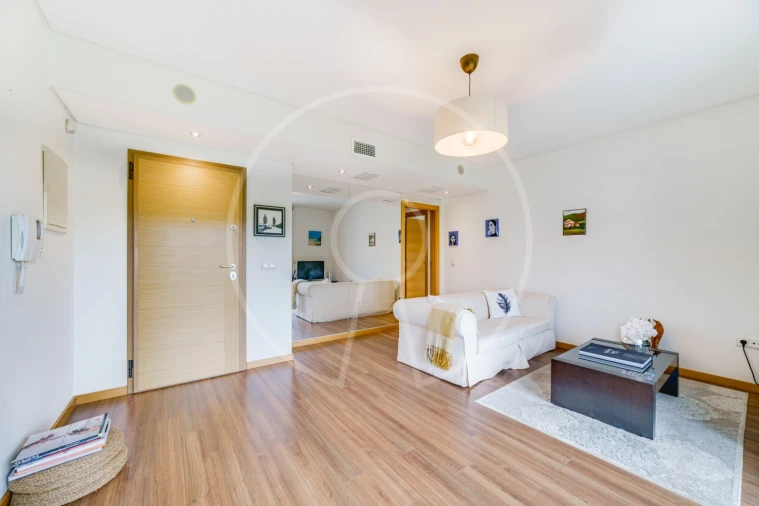 Apartamento T1 para Venda em Águas Livres Foto 6