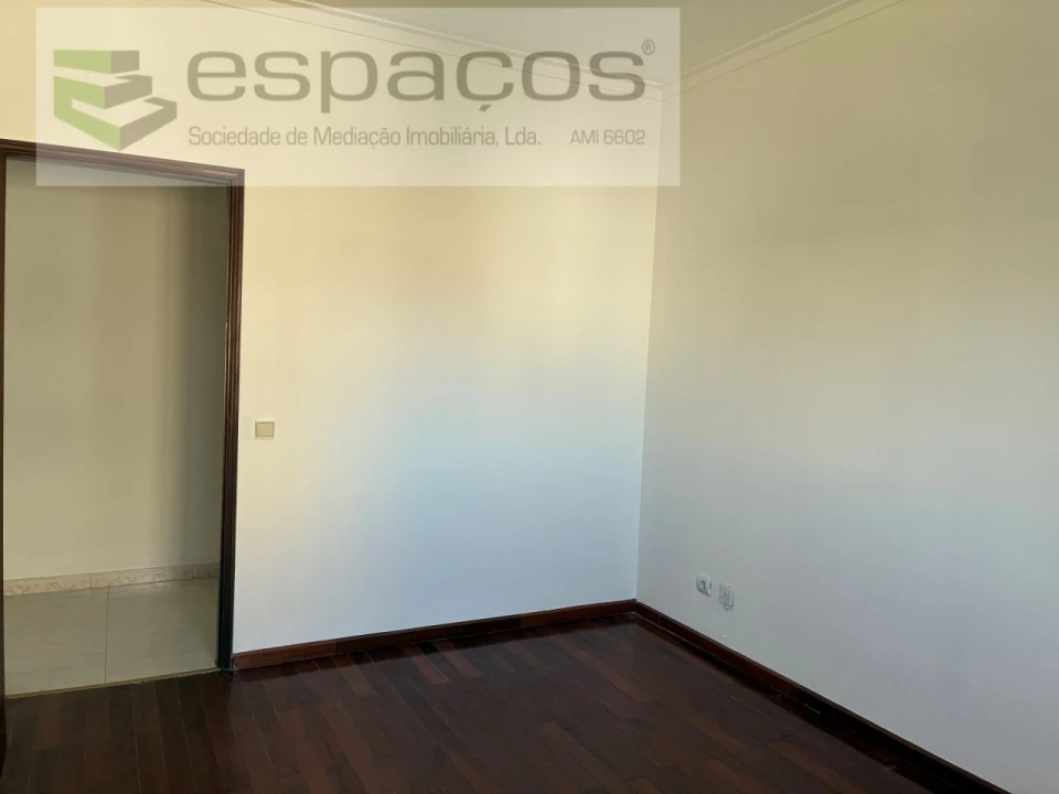 Apartamento T3 para Venda em Castelo Branco Foto 24