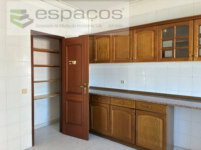 Apartamento T3 para Venda em Castelo Branco Foto 8