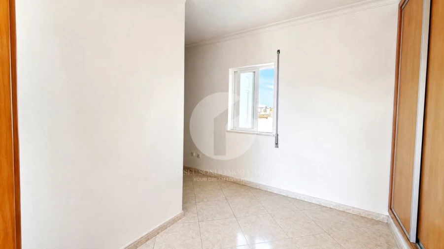 Apartamento T2 para Venda em Olhão Foto 7