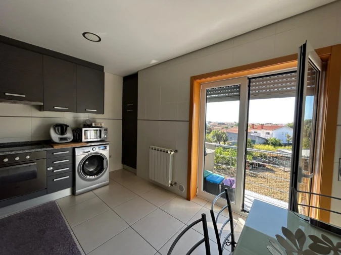 Apartamento T2 para Venda em Aradas Foto 10