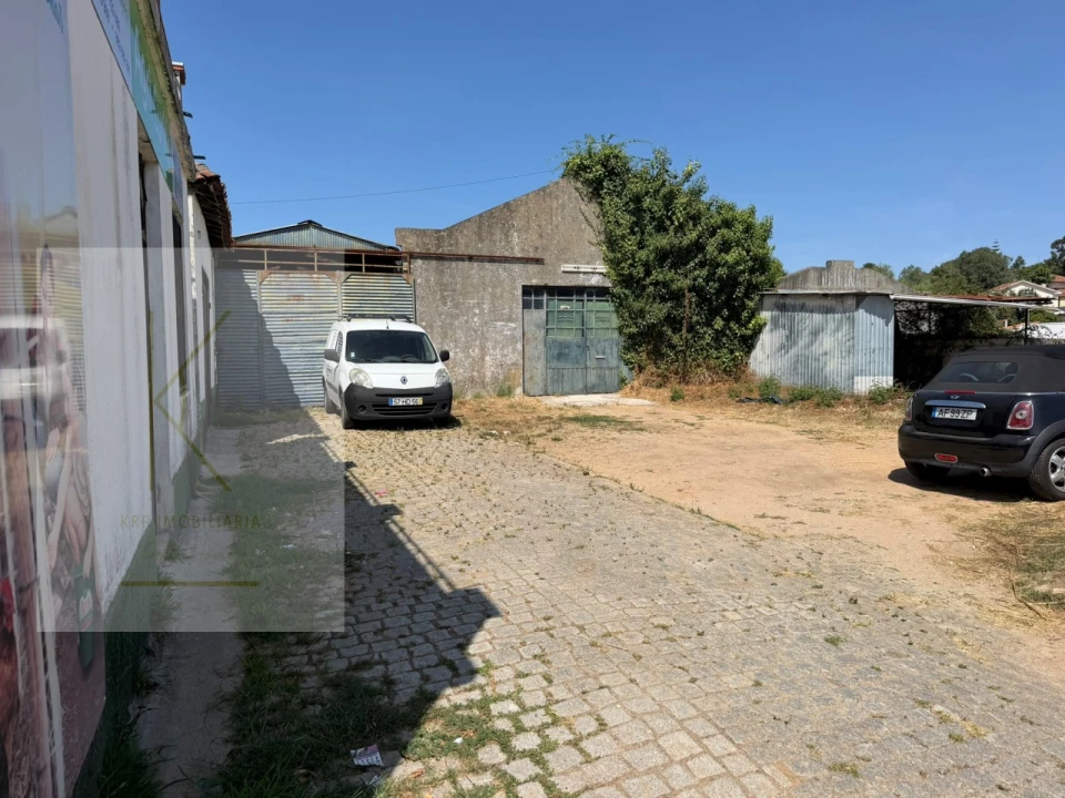 Loja para Arrendamento em Torre e Vila Mou Foto 11