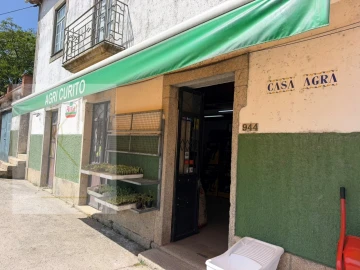 Loja para Arrendamento em Torre e Vila Mou
