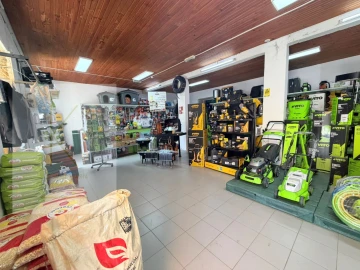 Loja para Arrendamento em Torre e Vila Mou