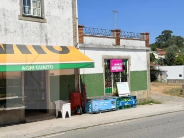 Loja para Arrendamento em Torre e Vila Mou
