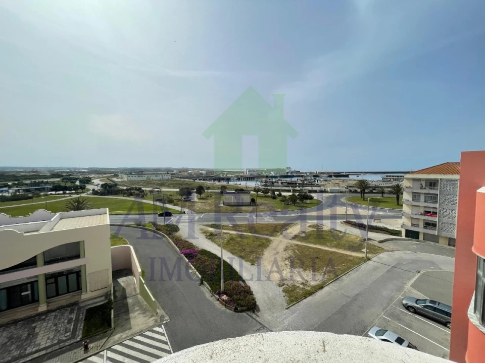 Apartamento T1 para Arrendamento em Peniche Foto 17