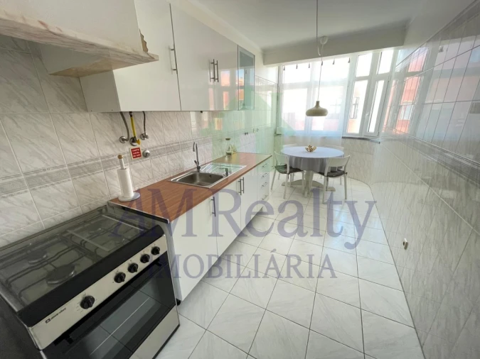 Apartamento T1 para Arrendamento em Peniche Foto 3