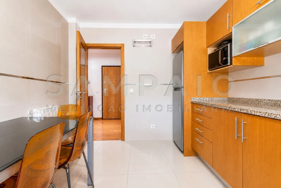 Apartamento T3 para Venda em Fânzeres e São Pedro da Cova Foto 30