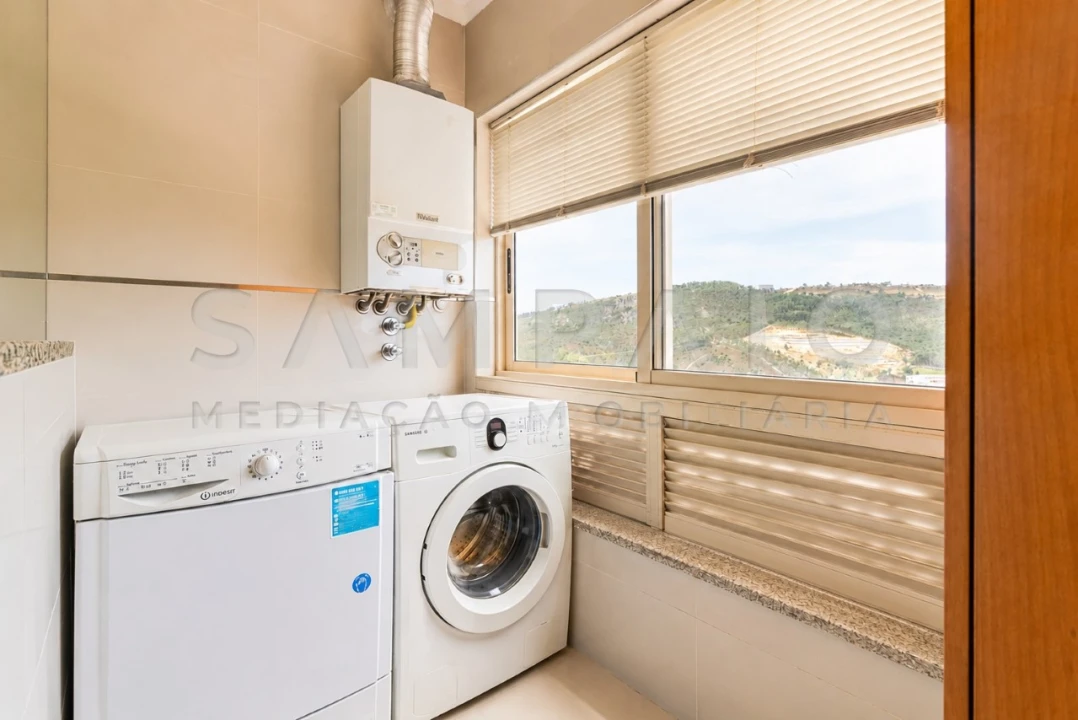 Apartamento T3 para Venda em Fânzeres e São Pedro da Cova Foto 32