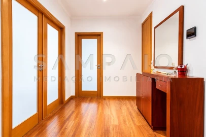 Apartamento T3 para Venda em Fânzeres e São Pedro da Cova
