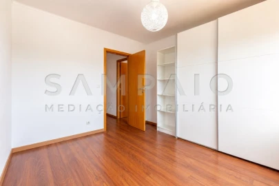 Apartamento T3 para Venda em Fânzeres e São Pedro da Cova