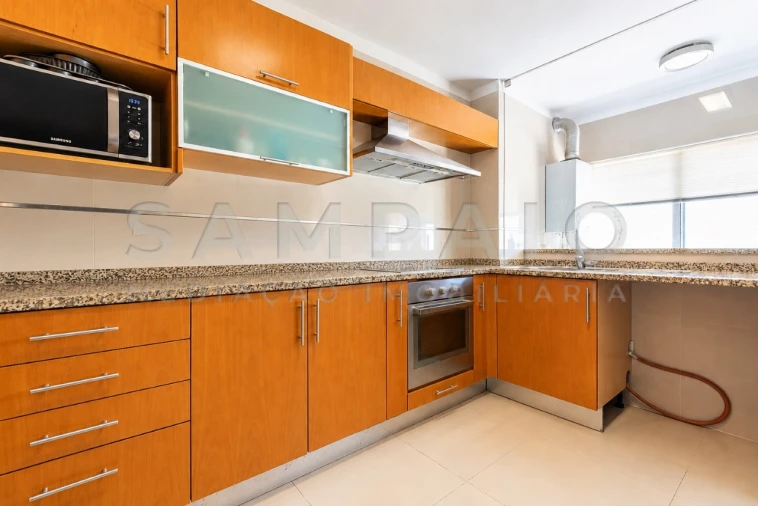 Apartamento T3 para Venda em Fânzeres e São Pedro da Cova Foto 28