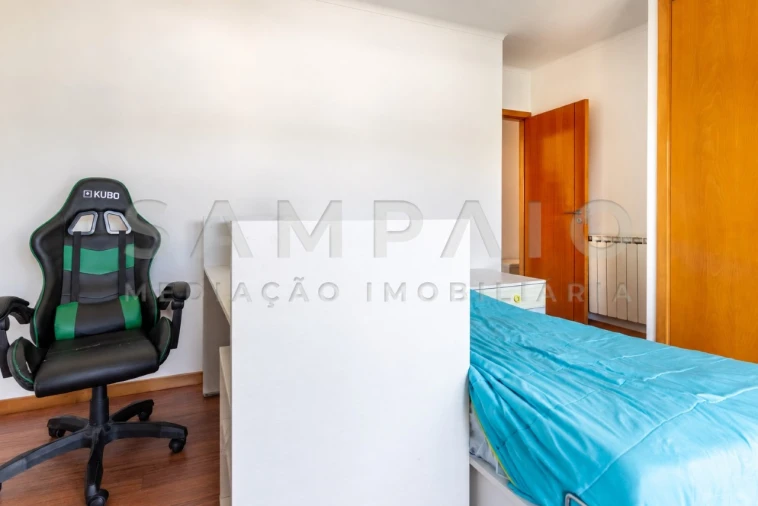 Apartamento T3 para Venda em Fânzeres e São Pedro da Cova Foto 35