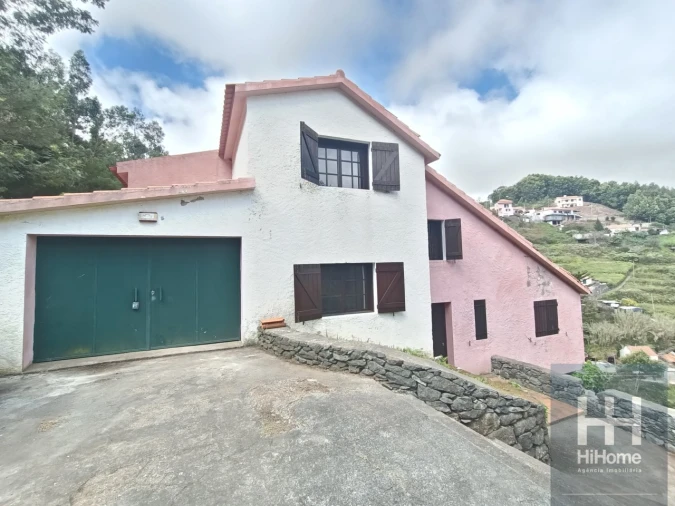 Moradia T2 para Venda em Camacha Foto 2