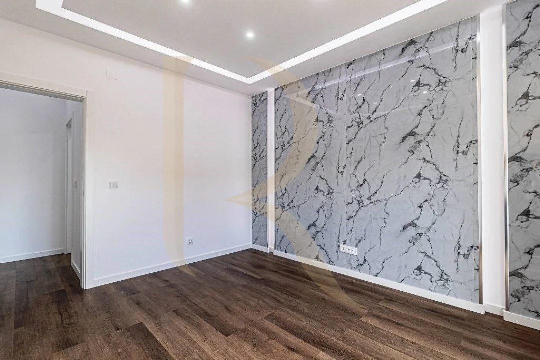 Apartamento T3 para Venda em Seixal, Arrentela e Aldeia de Paio Pires Foto 3
