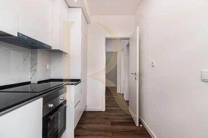 Apartamento T3 para Venda em Seixal, Arrentela e Aldeia de Paio Pires