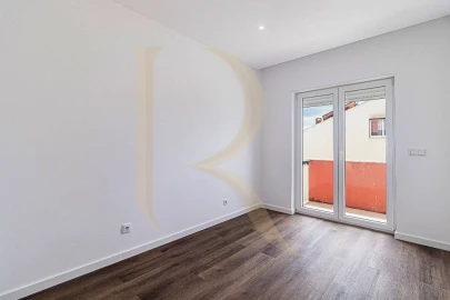 Apartamento T3 para Venda em Seixal, Arrentela e Aldeia de Paio Pires