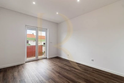 Apartamento T3 para Venda em Seixal, Arrentela e Aldeia de Paio Pires