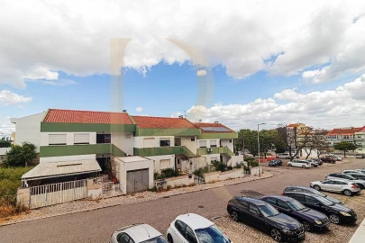 Apartamento T3 para Venda em Seixal, Arrentela e Aldeia de Paio Pires