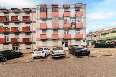 Apartamento T3 para Venda em Seixal, Arrentela e Aldeia de Paio Pires