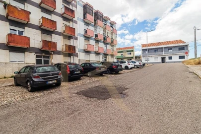 Apartamento T3 para Venda em Seixal, Arrentela e Aldeia de Paio Pires
