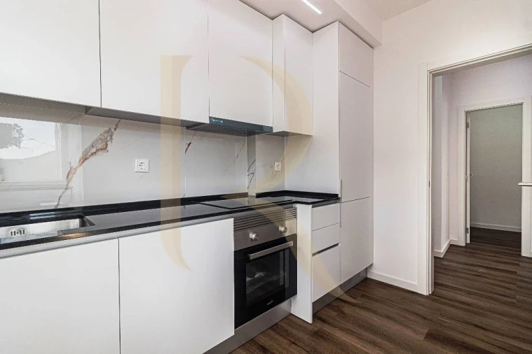 Apartamento T3 para Venda em Seixal, Arrentela e Aldeia de Paio Pires Foto 5