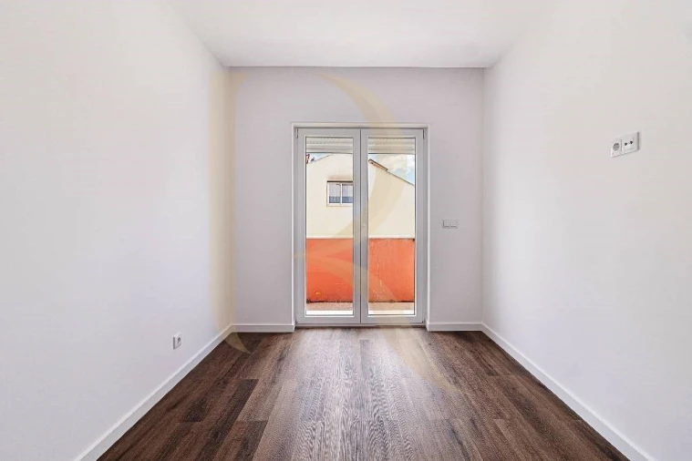 Apartamento T3 para Venda em Seixal, Arrentela e Aldeia de Paio Pires Foto 13