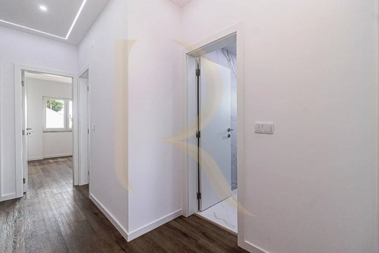 Apartamento T3 para Venda em Seixal, Arrentela e Aldeia de Paio Pires Foto 18