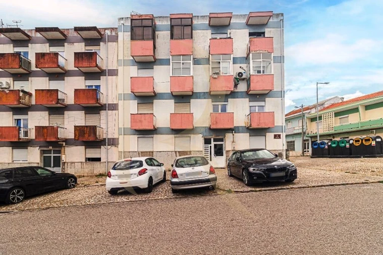 Apartamento T3 para Venda em Seixal, Arrentela e Aldeia de Paio Pires Foto 29