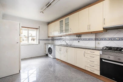 Apartamento T3 para Venda em Quinta do Conde